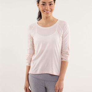 Lululemon Run: Silver Lining Long Sleeve Top
Parfait Pink / Pinkelicious